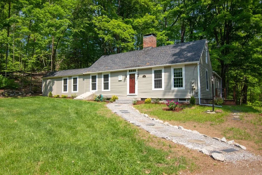 59 John Connor Road Weare NH 03281