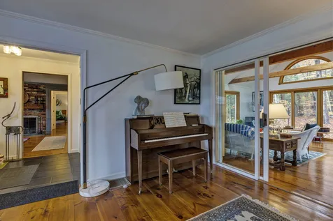 706 Seamans Road New London NH 03257