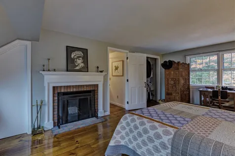 706 Seamans Road New London NH 03257