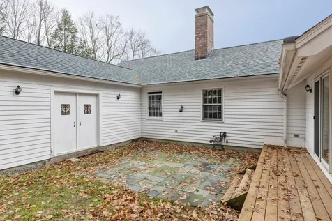 706 Seamans Road New London NH 03257