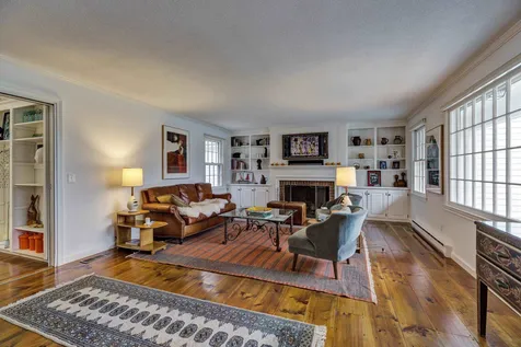 706 Seamans Road New London NH 03257