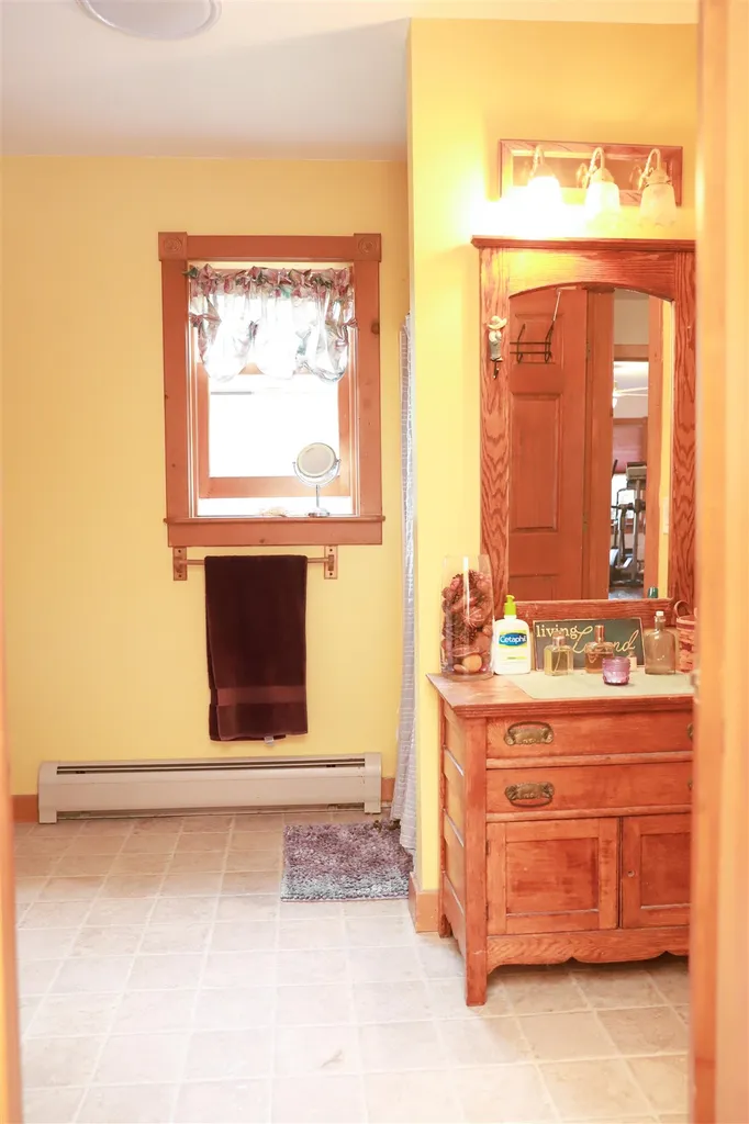 160 Legend Lane New Haven VT 05472