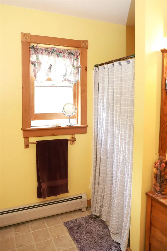 160 Legend Lane New Haven VT 05472
