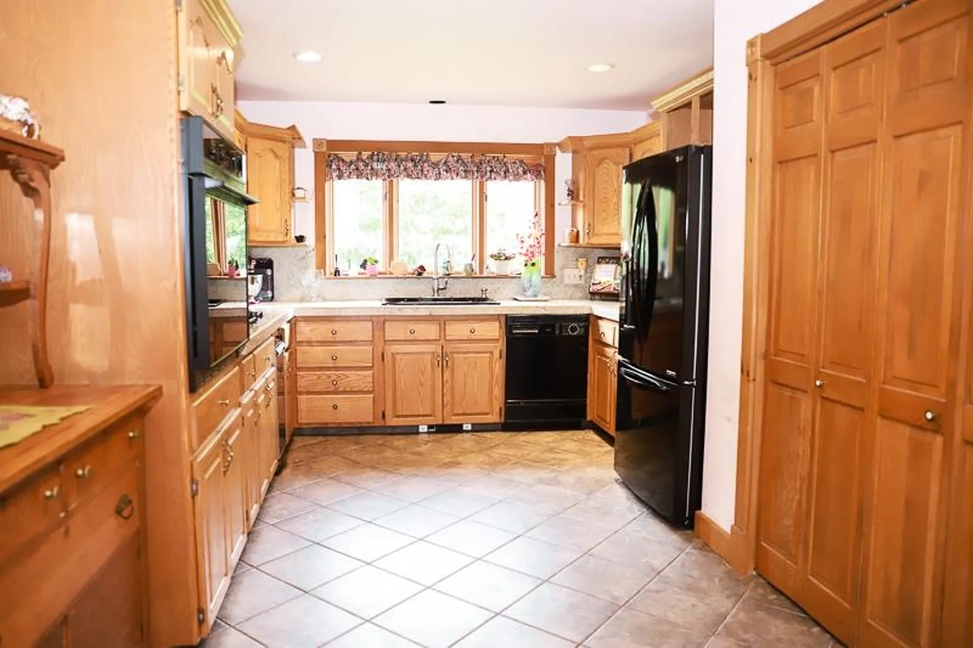 160 Legend Lane New Haven VT 05472