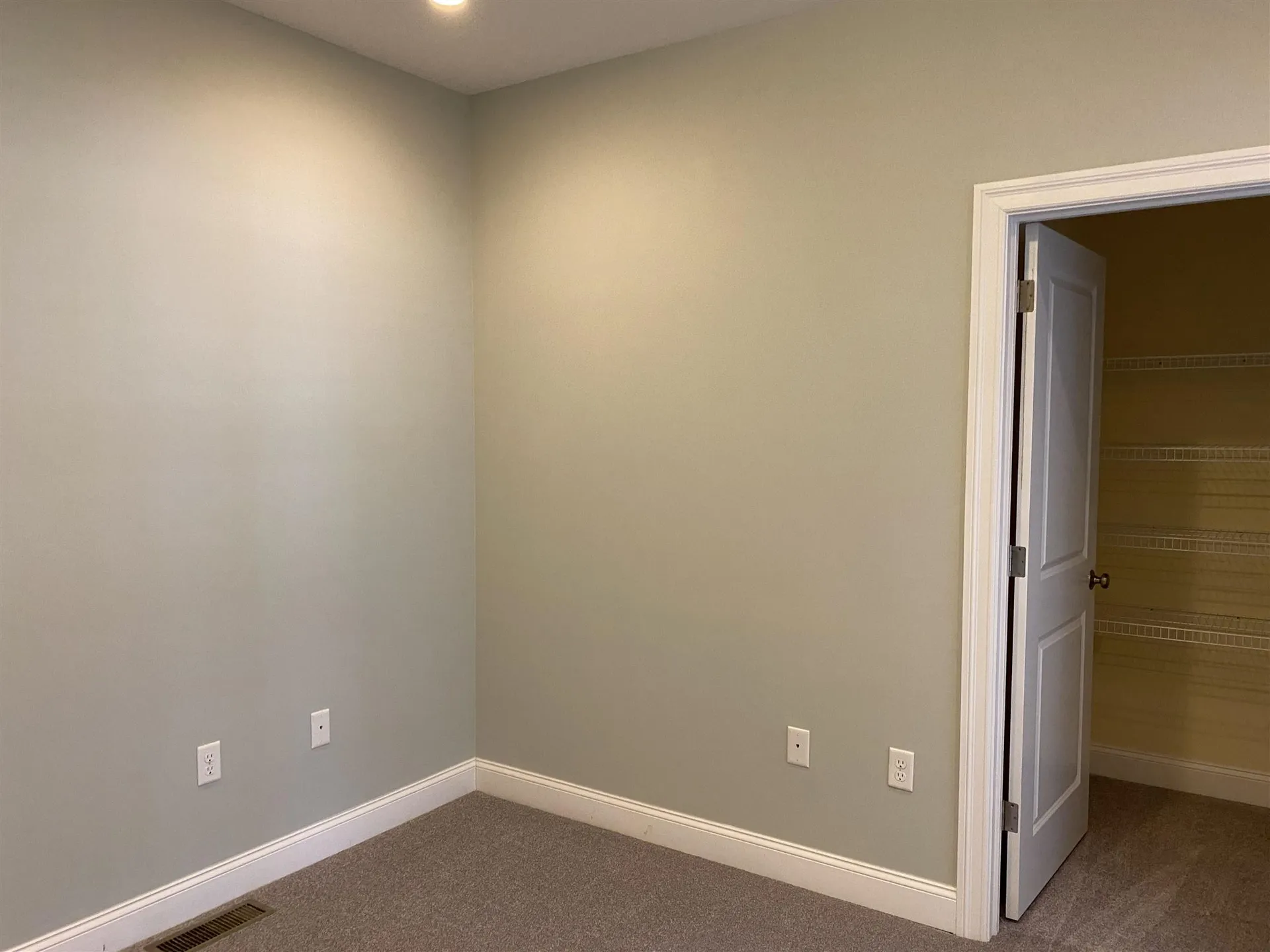 16 Cielo Drive Dover NH 03820