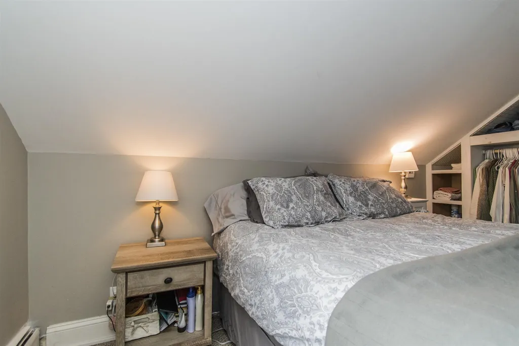 19 Cole Street Kittery ME 03904