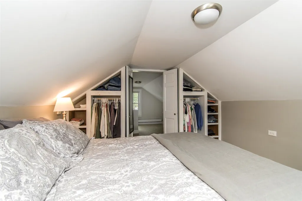 19 Cole Street Kittery ME 03904