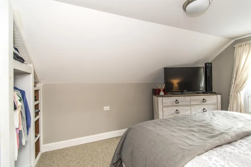 19 Cole Street Kittery ME 03904