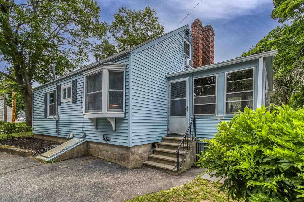 19 Cole Street Kittery ME 03904