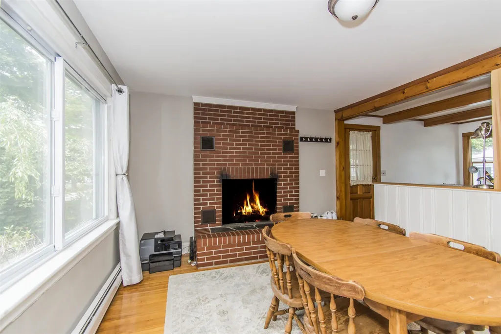 19 Cole Street Kittery ME 03904