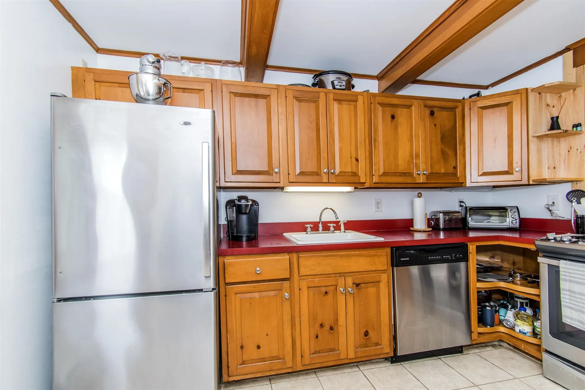 19 Cole Street Kittery ME 03904