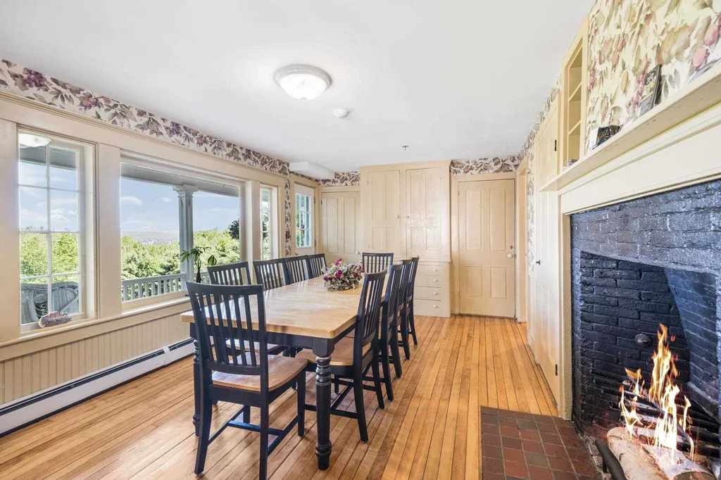 53 Parade Road Meredith NH 03253