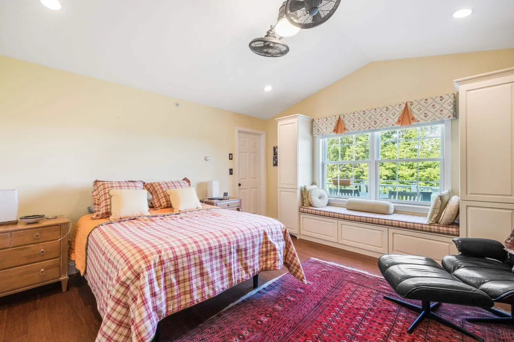 53 Parade Road Meredith NH 03253