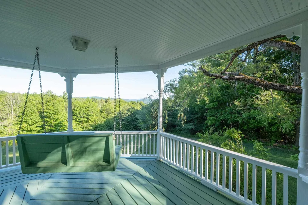 53 Parade Road Meredith NH 03253