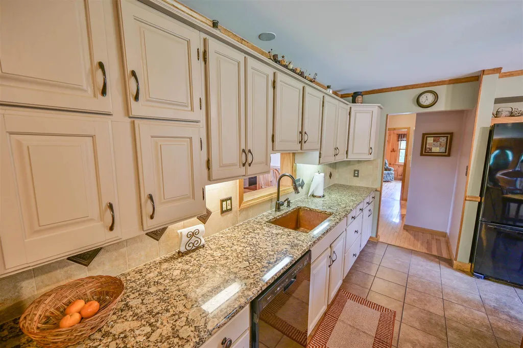 56 Snowbridge Road Barre Town VT 05641