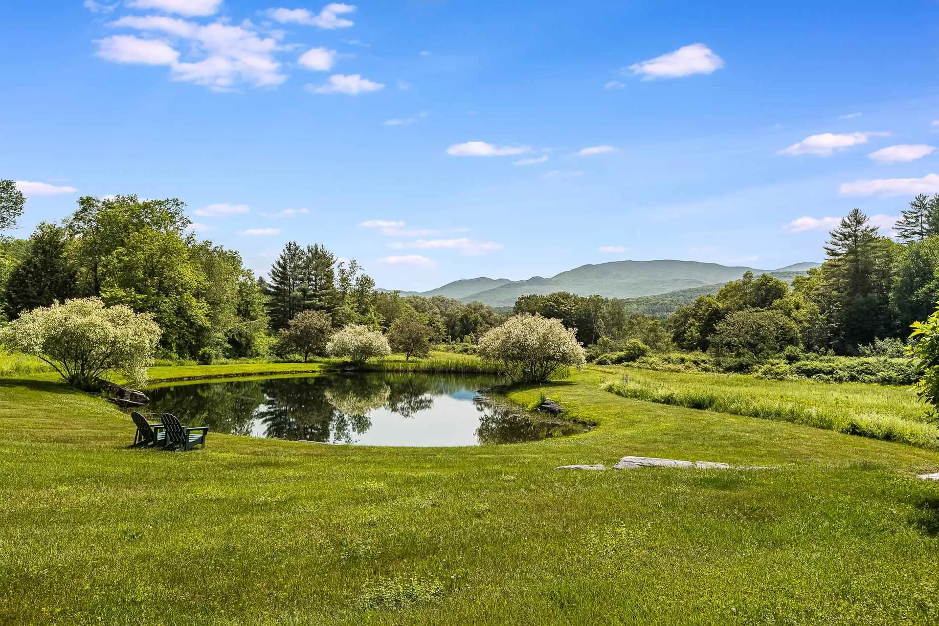 989 Moscow Road Stowe VT 05672