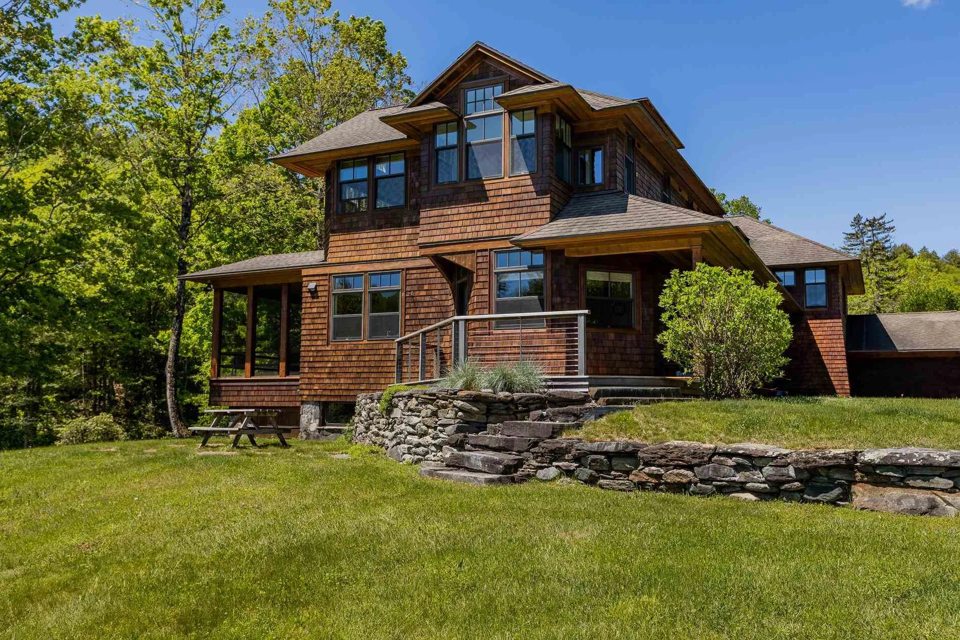 989 Moscow Road Stowe VT 05672