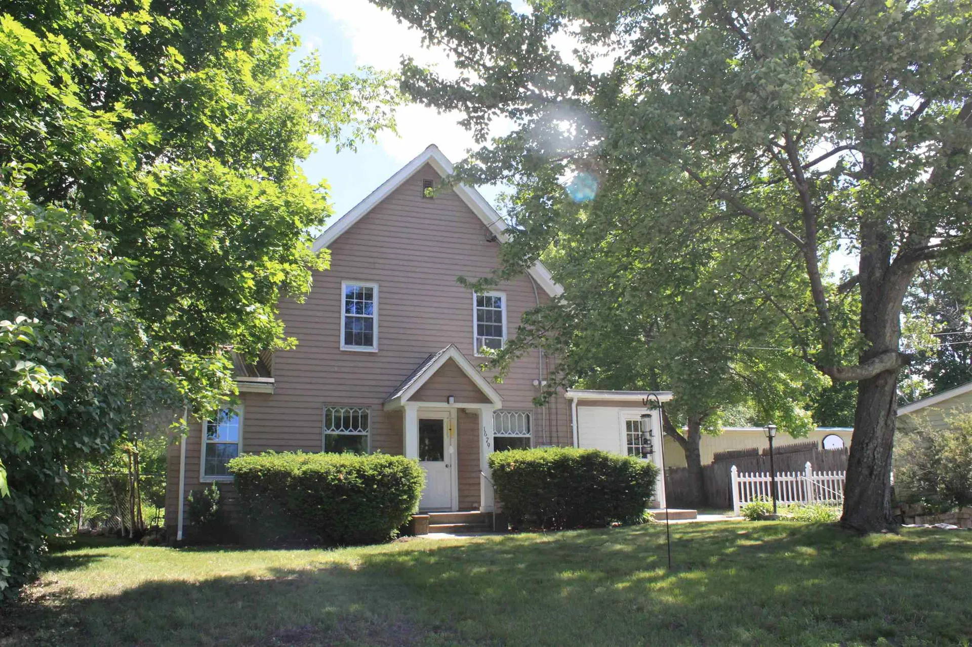 1679 Brown Avenue Manchester NH 03103