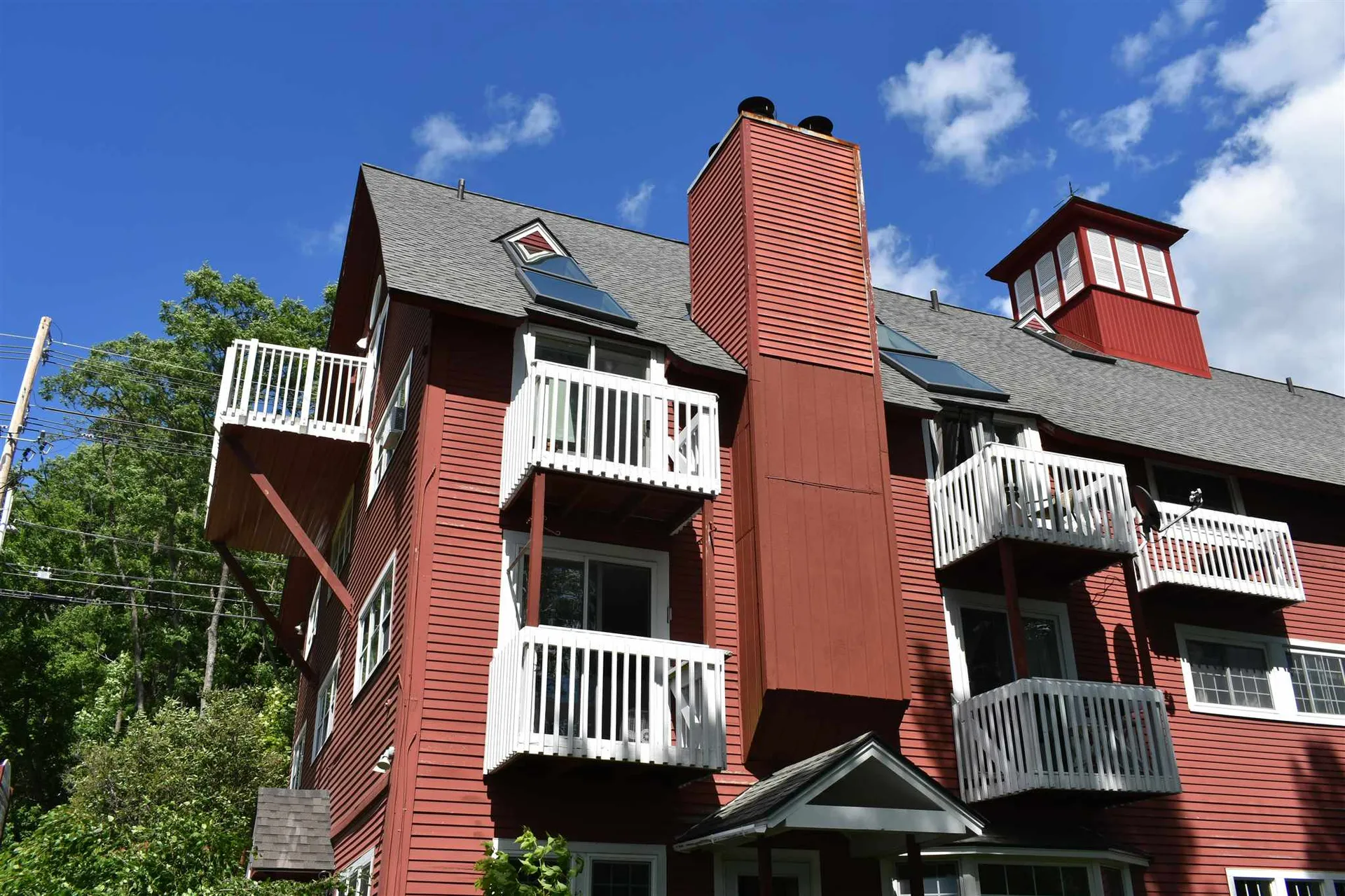 1856 Quechee Main Street Hartford VT 05059
