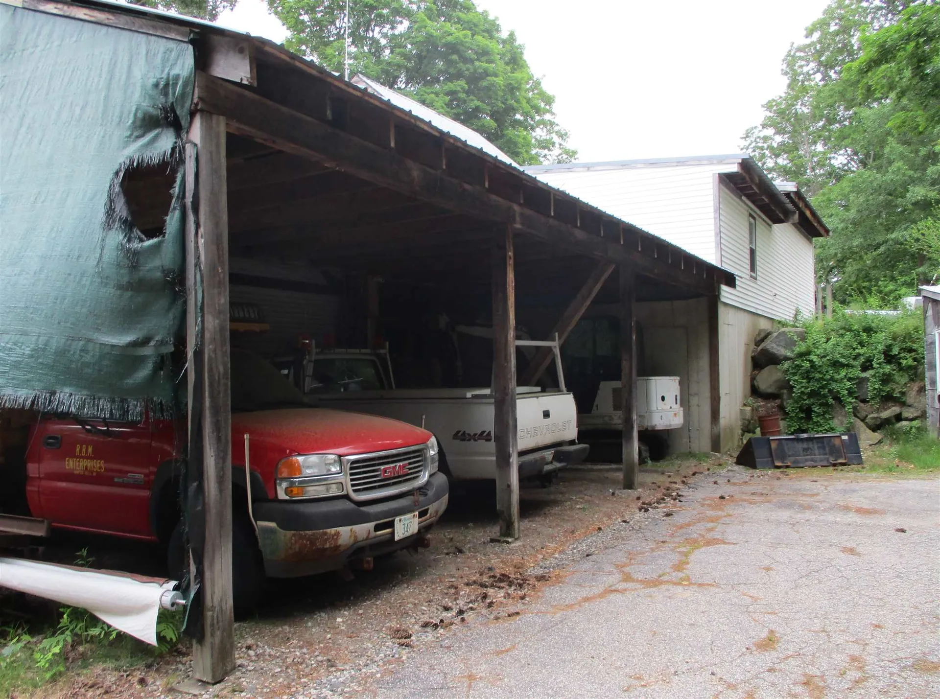 3 Weare Road Hampton Falls NH 03844-2201