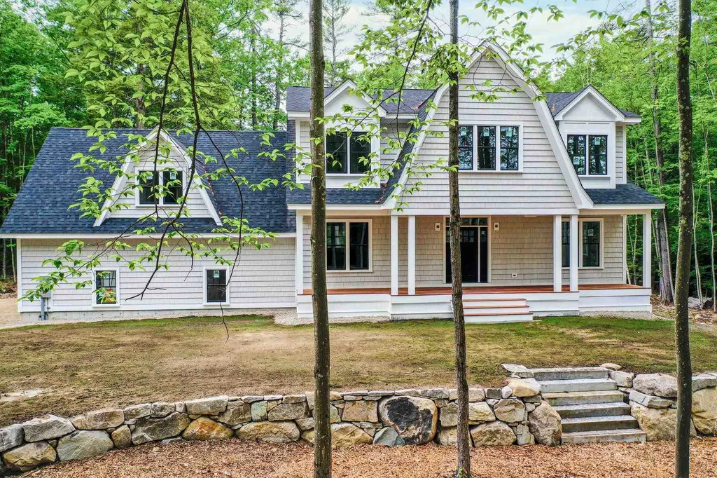25 Clay Point Road Alton NH 03809