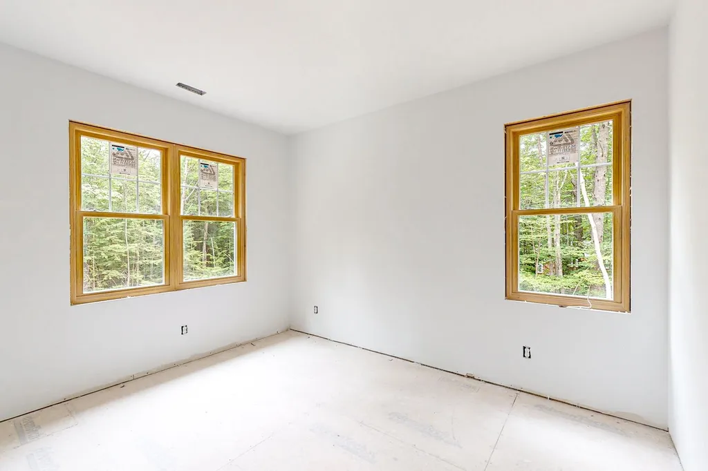 25 Clay Point Road Alton NH 03809
