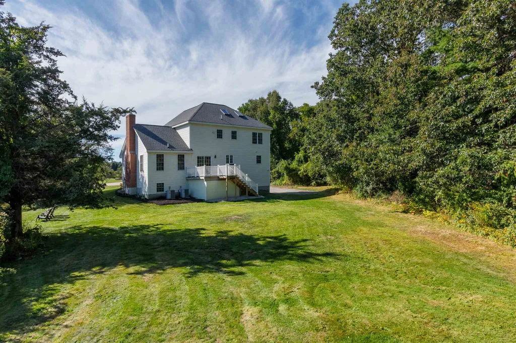 2 Fieldstone Lane Hampton Falls NH 03844
