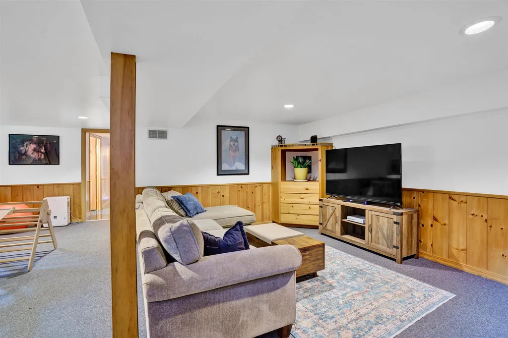 15 East Street Waterbury VT 05676