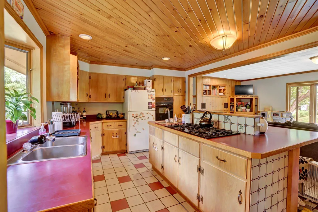 15 East Street Waterbury VT 05676