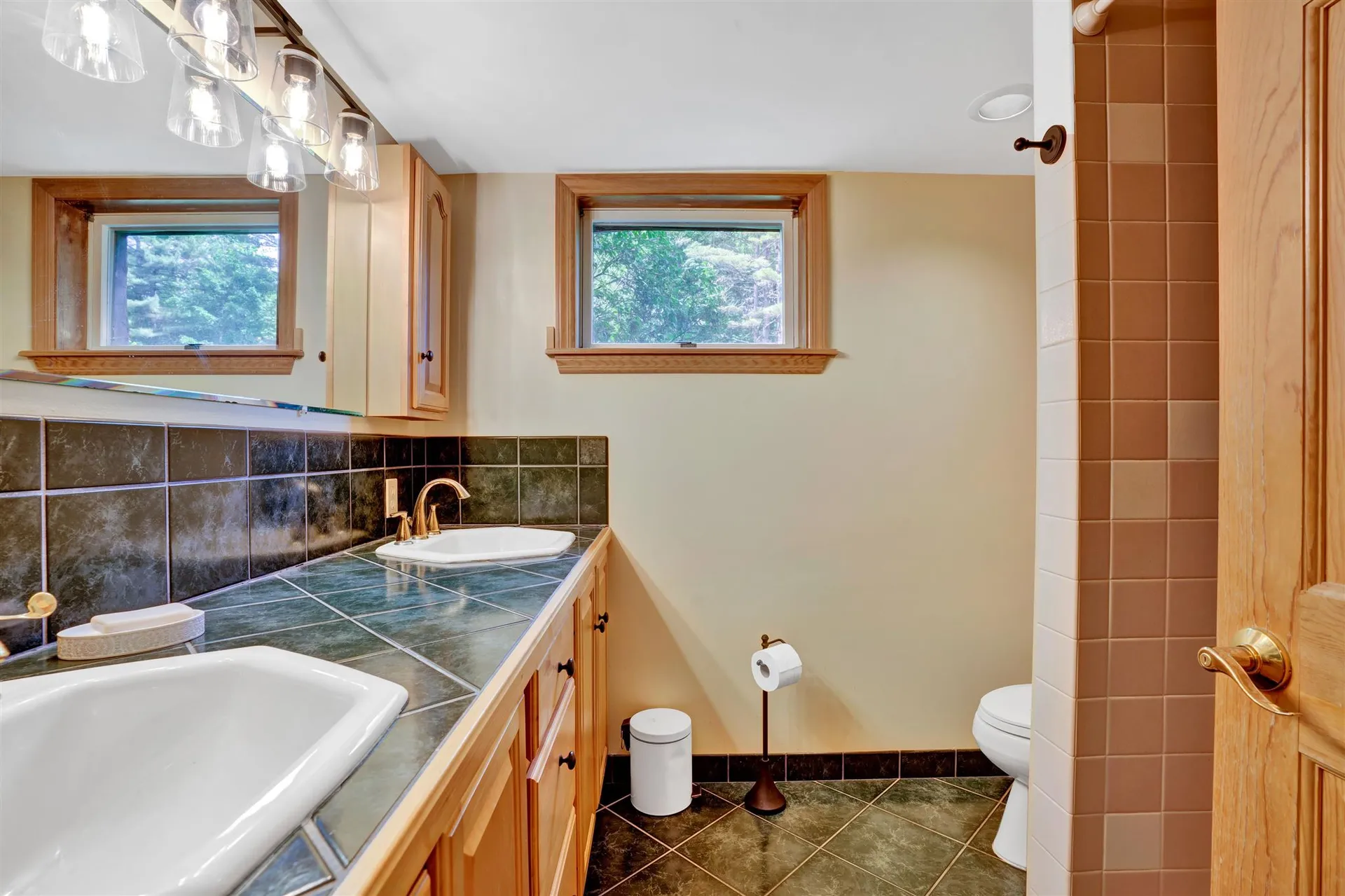 15 East Street Waterbury VT 05676