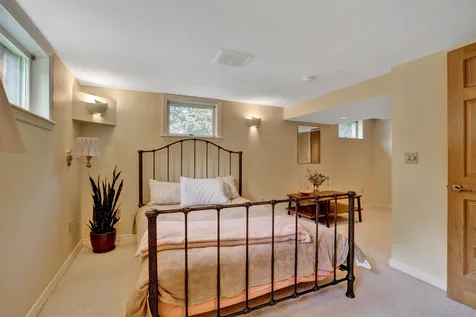 15 East Street Waterbury VT 05676