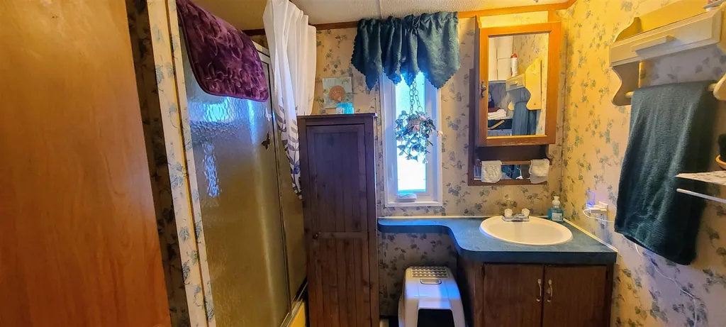 11 Bellic Street Claremont NH 03743