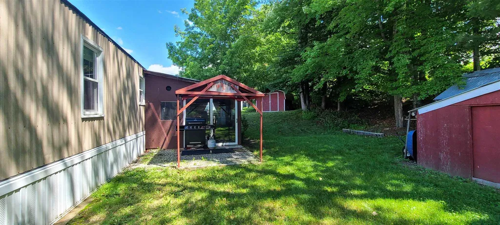 11 Bellic Street Claremont NH 03743