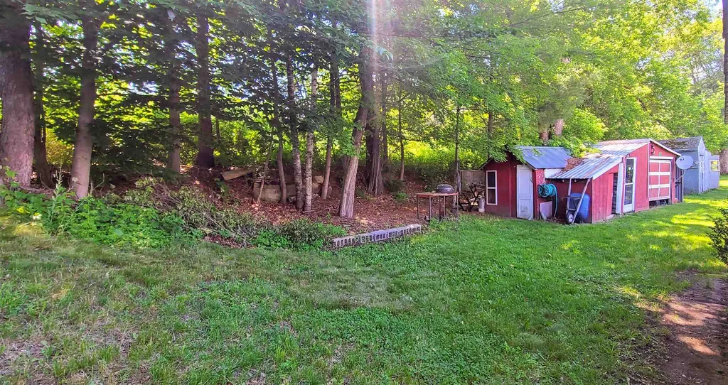 11 Bellic Street Claremont NH 03743