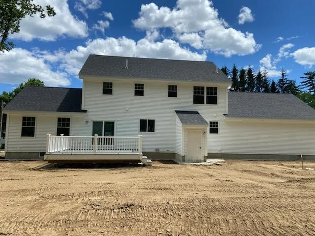 1 Goonan Road Hooksett NH 03016