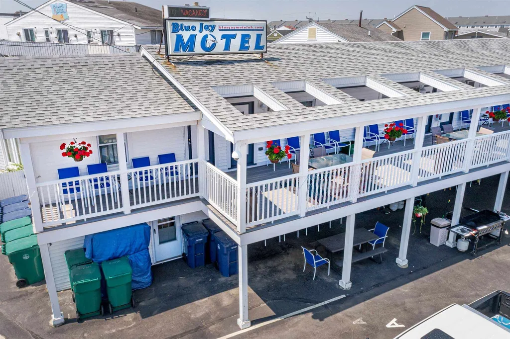 186 Ashworth Avenue Hampton NH 03842