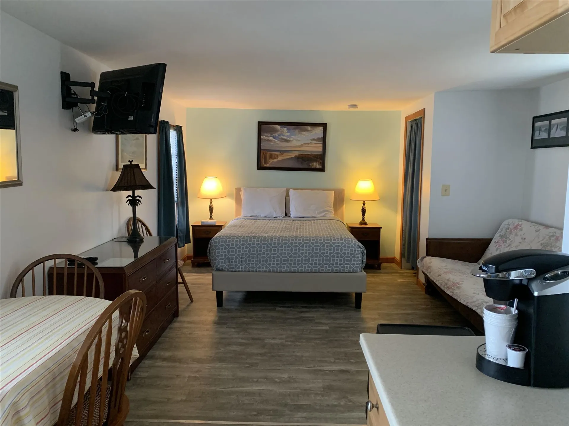 186 Ashworth Avenue Hampton NH 03842