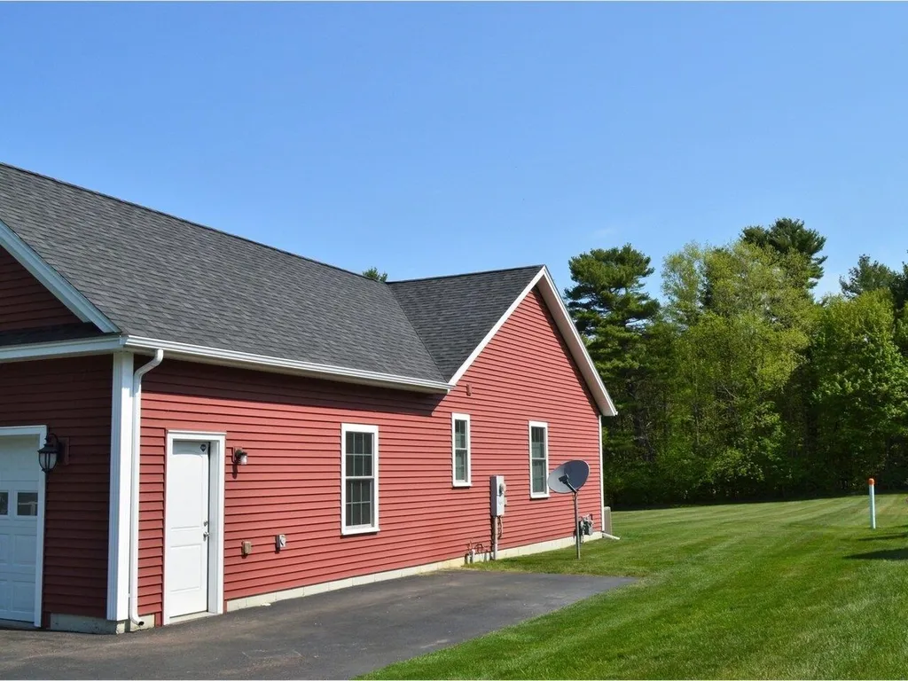 33 Sidesaddle Drive Milton VT 05468