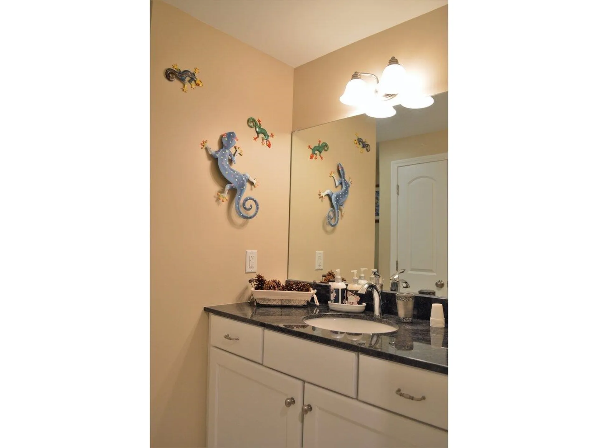 33 Sidesaddle Drive Milton VT 05468
