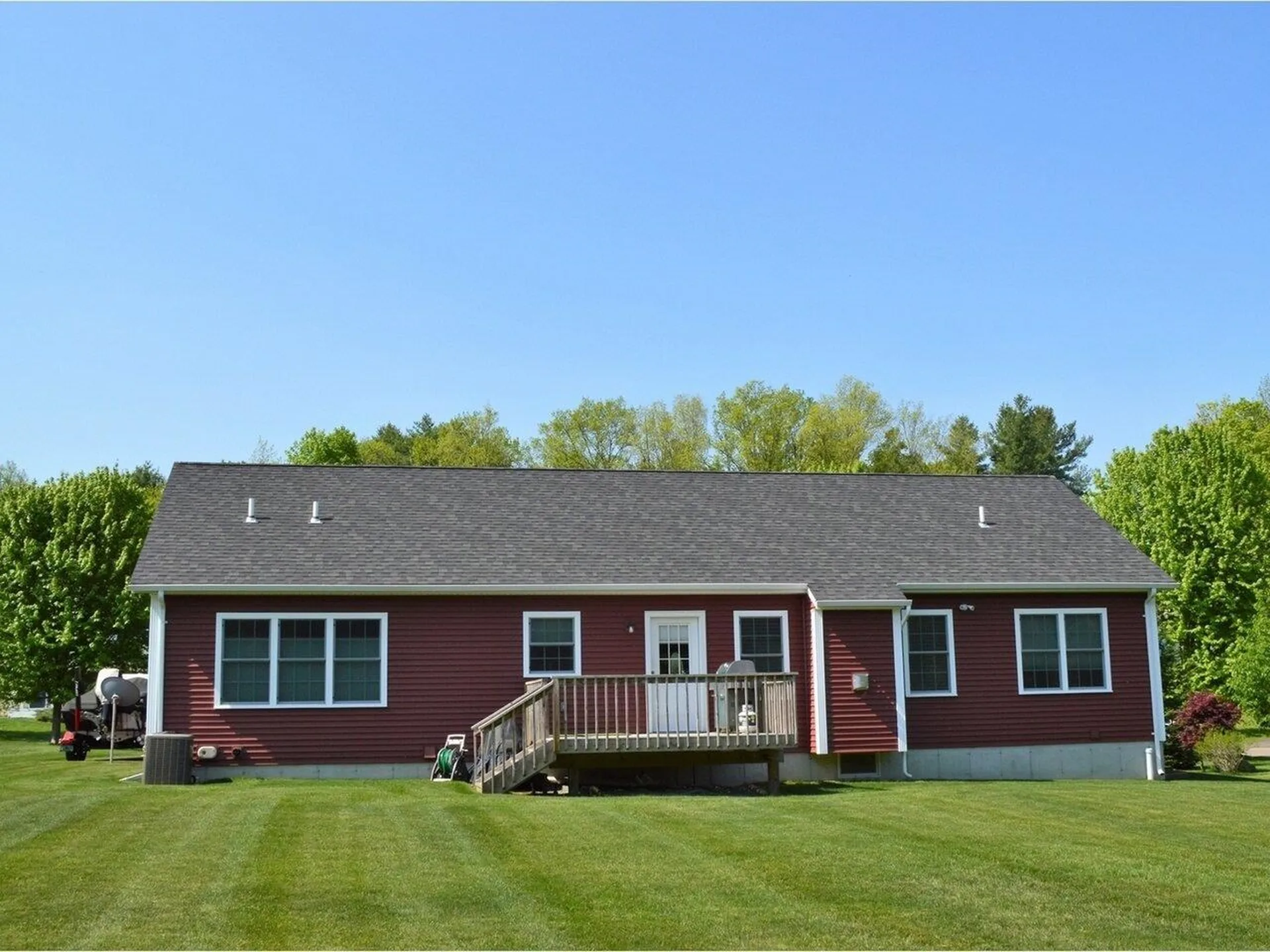 33 Sidesaddle Drive Milton VT 05468
