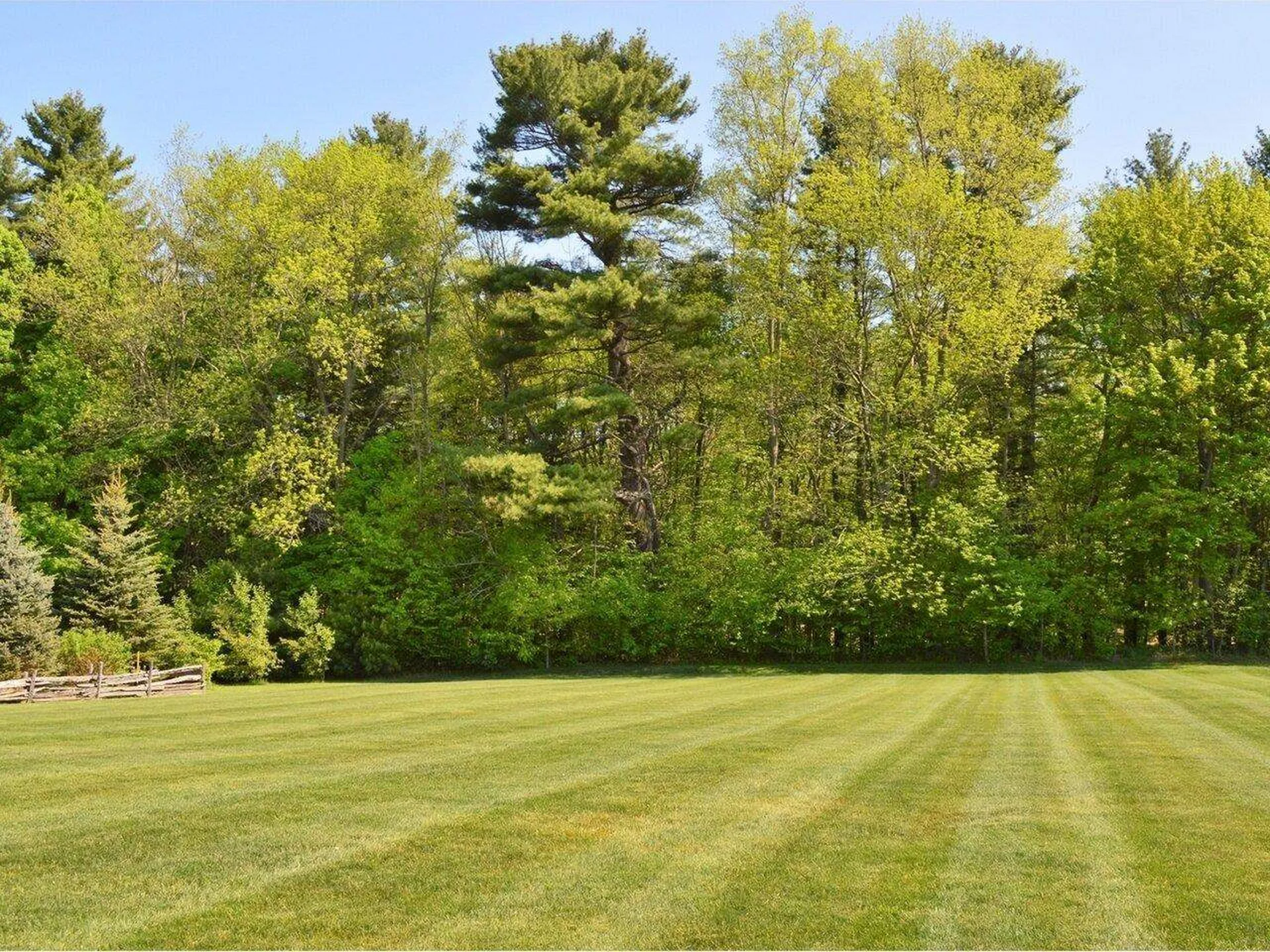 33 Sidesaddle Drive Milton VT 05468