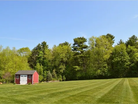 33 Sidesaddle Drive Milton VT 05468