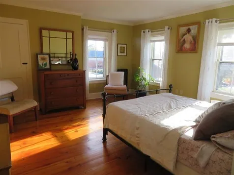 11 Chestnut Street Exeter NH 03833