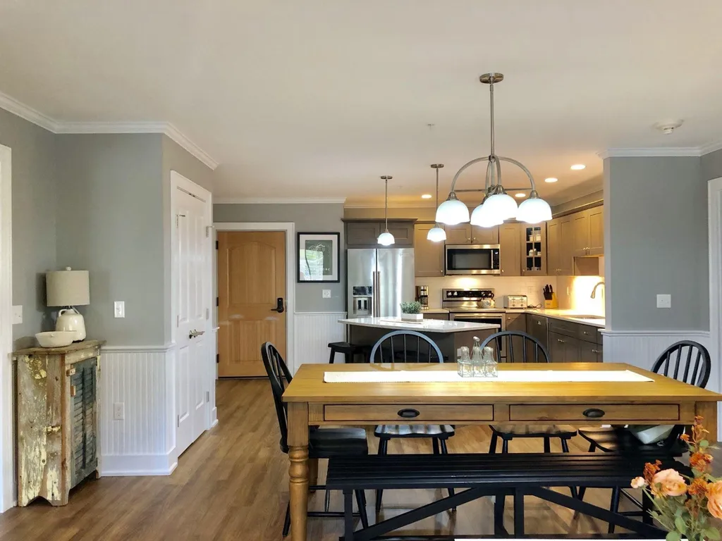 235 Skimobile Road Conway NH 03818