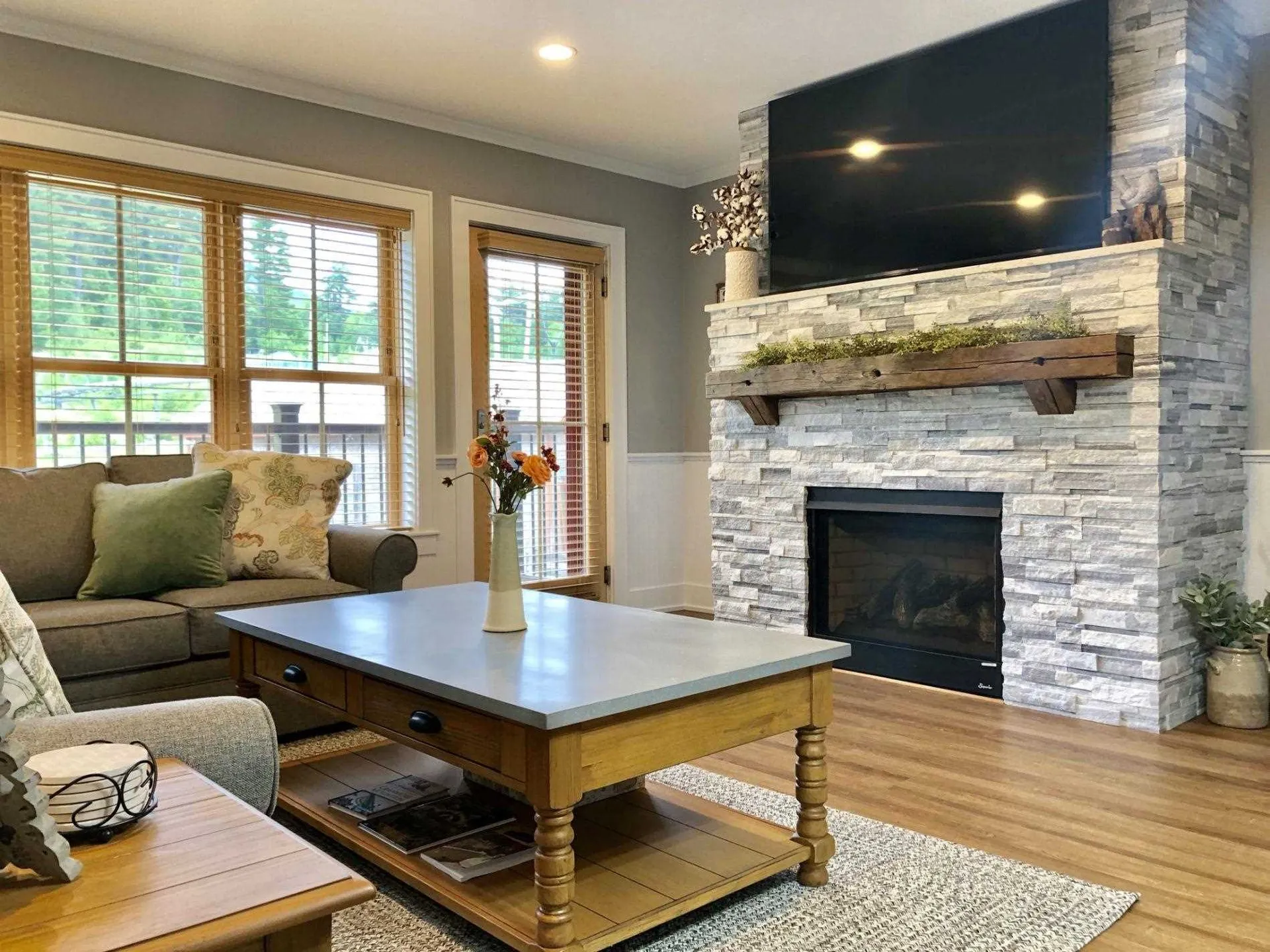 235 Skimobile Road Conway NH 03818