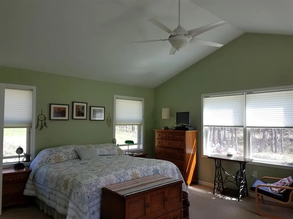 194 Ibey Road Enfield NH 03748