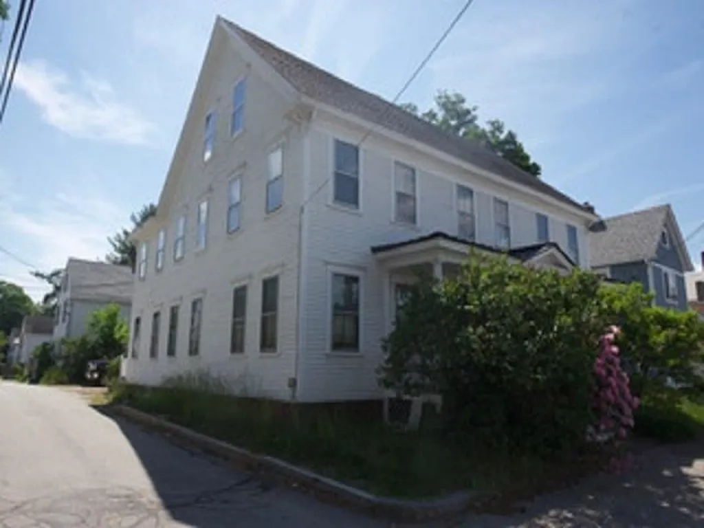88 Bowman Street Laconia NH 03246