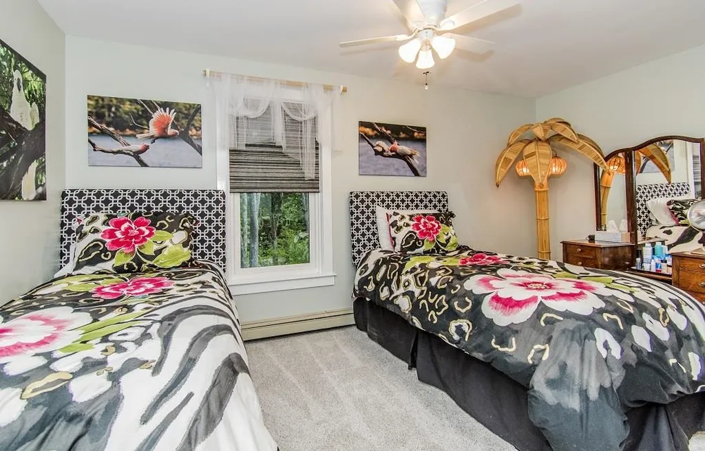 15 Hayes Road Madbury NH 03823