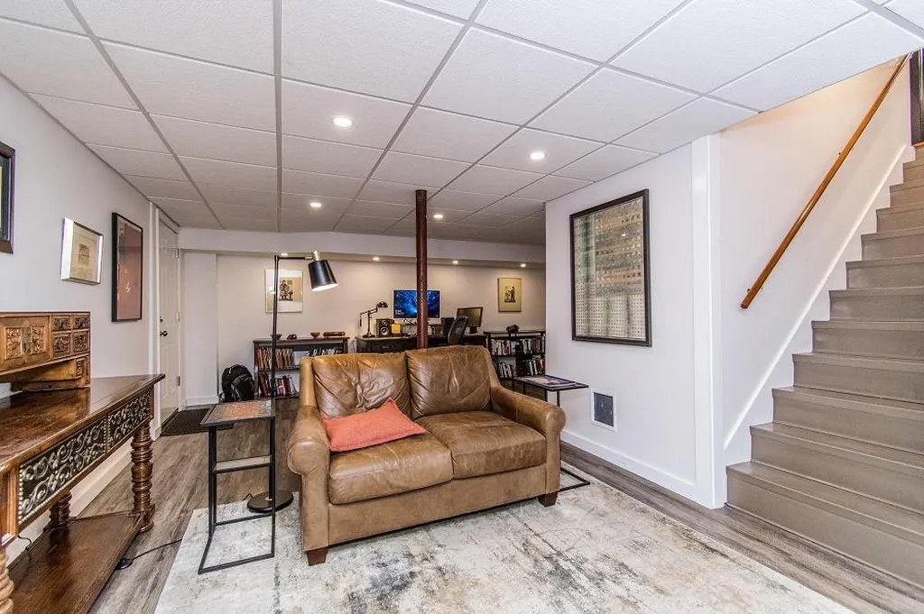 15 Hayes Road Madbury NH 03823