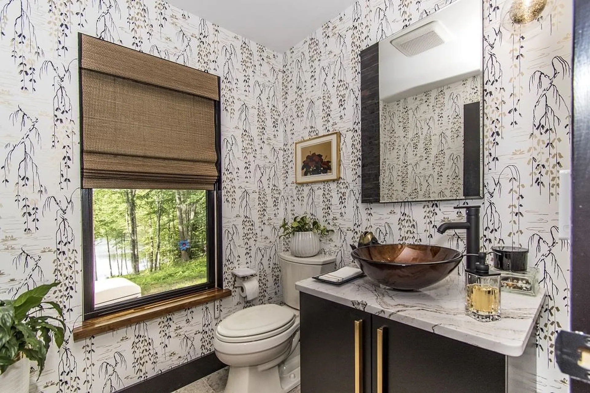 15 Hayes Road Madbury NH 03823